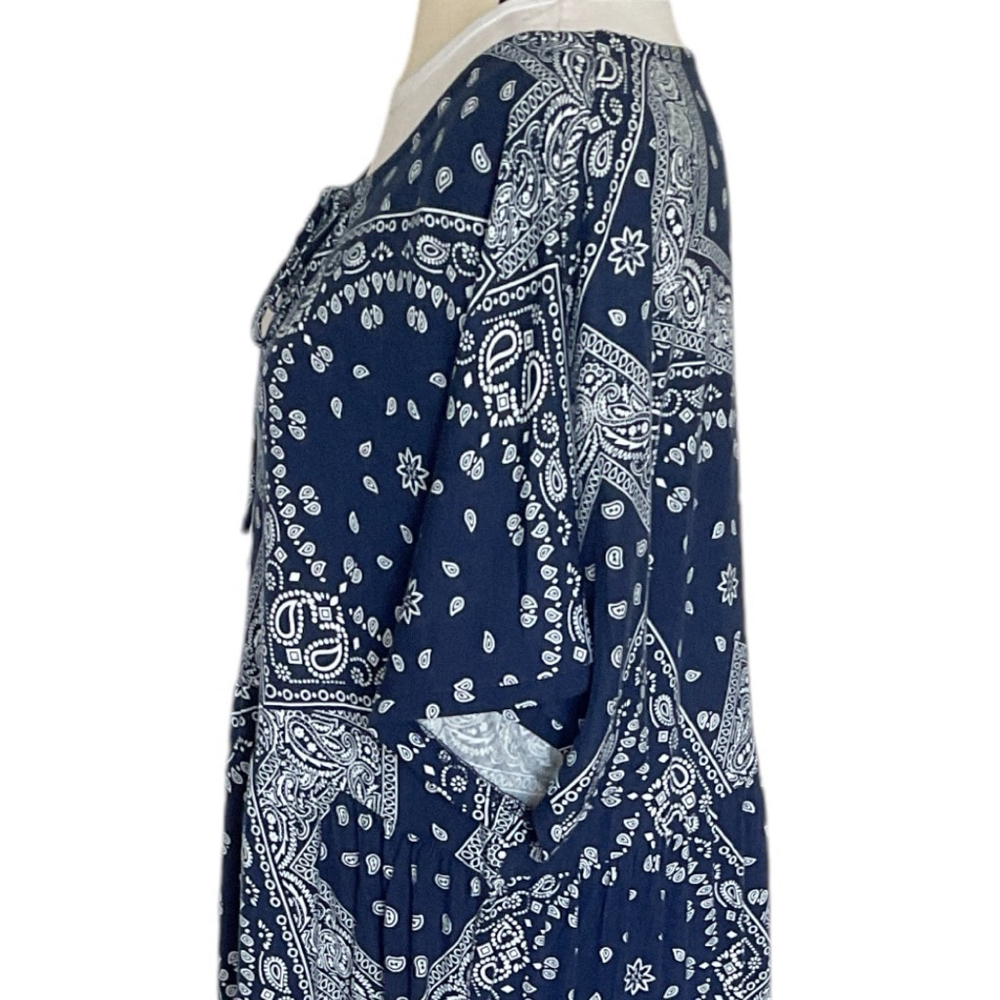 Women's Suzanne Betro empire waist Blue & White Paisley patchwork Maxi Dress 3X - Picture 5 of 12